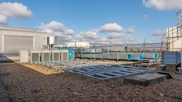brymec duraframe installed on chelsea and westminster hospital roof