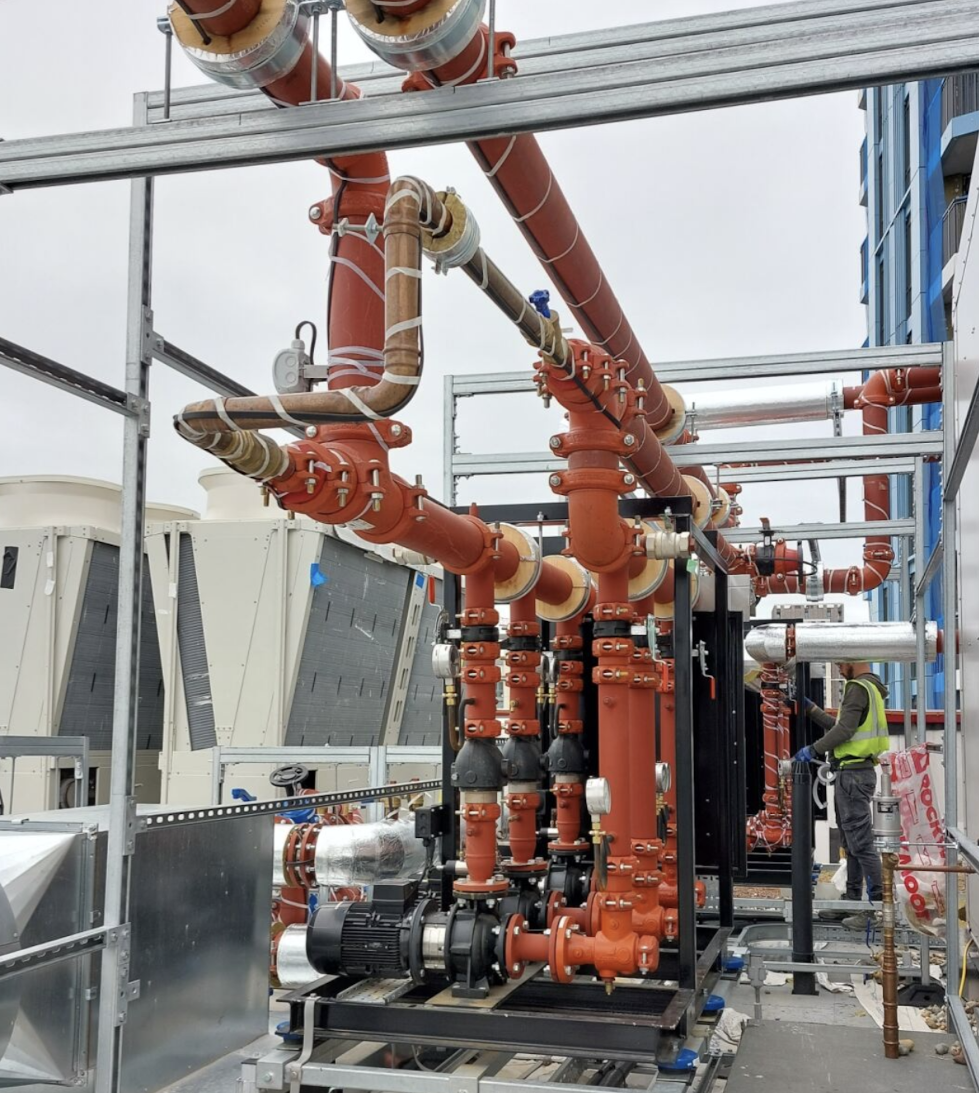 Manor Road Residential Building for DuraFrame rooftop support system